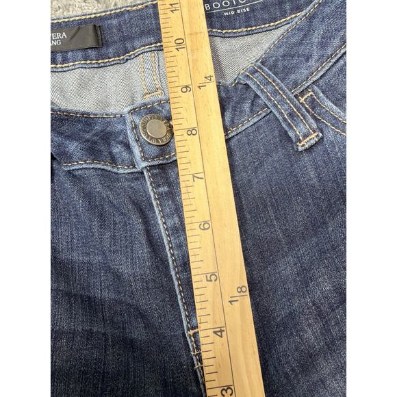 Simply Vera Vera Wang Womens Size 6 S Boot Cut Jeans Dark Wash Denim Mid Rise - Picture 9 of 9